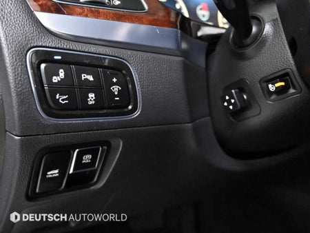 Hyundai Equus — photo 17