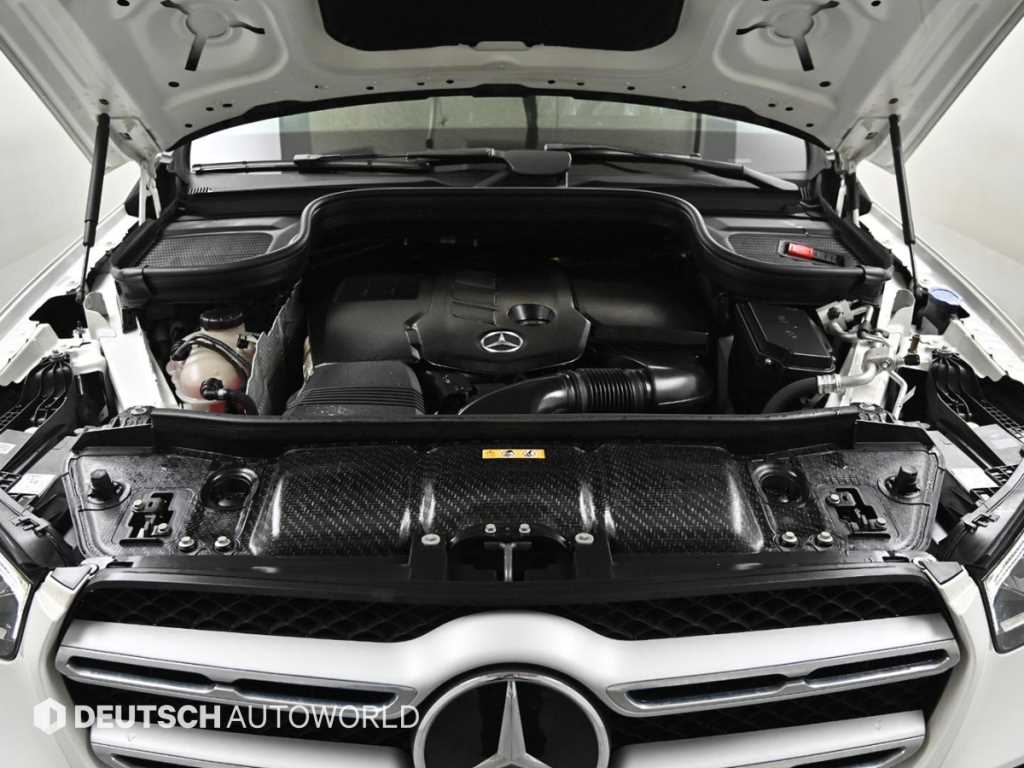 Mercedes-Benz GLE-Class — photo 06