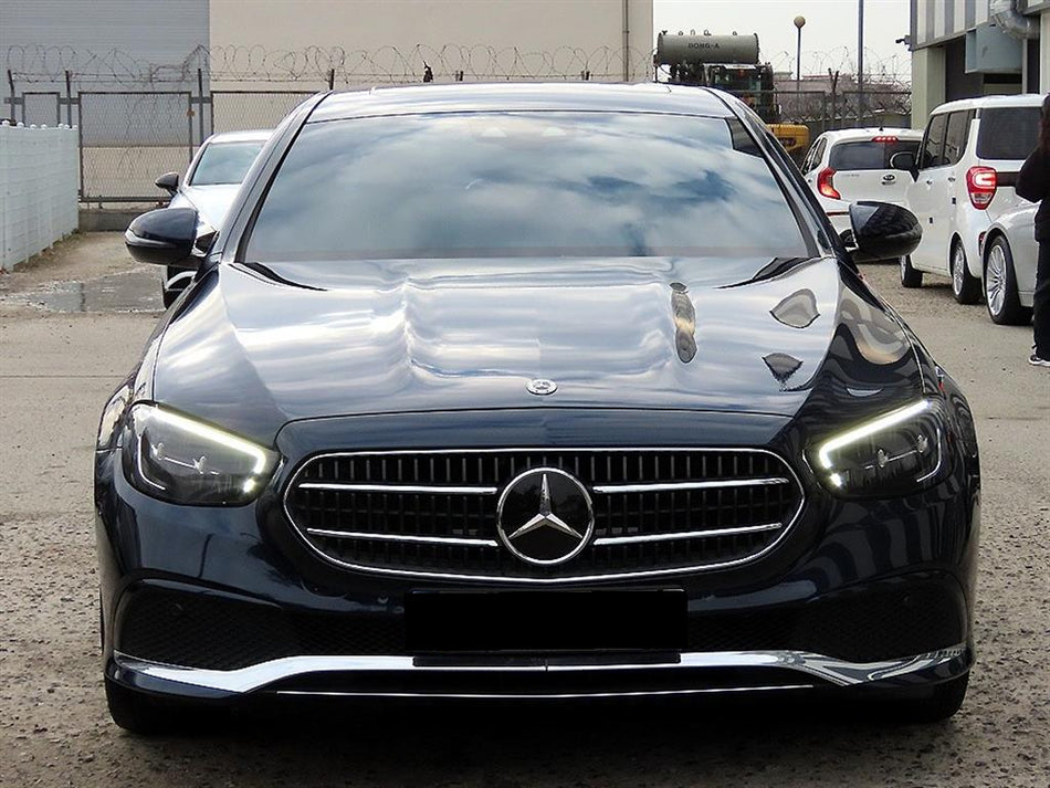 Mercedes-Benz E-Class — photo 01
