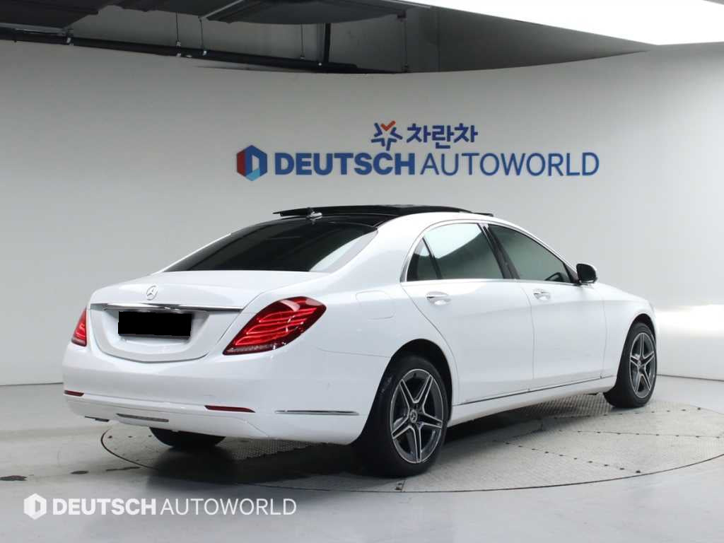 Mercedes-Benz S-Class — photo 02