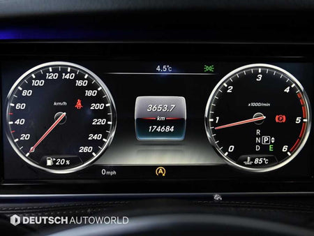 Mercedes-Benz S-Class — photo 08