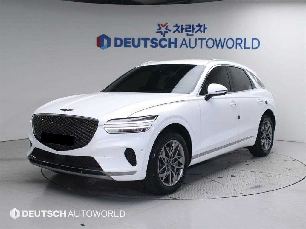Genesis GV70 — photo 01