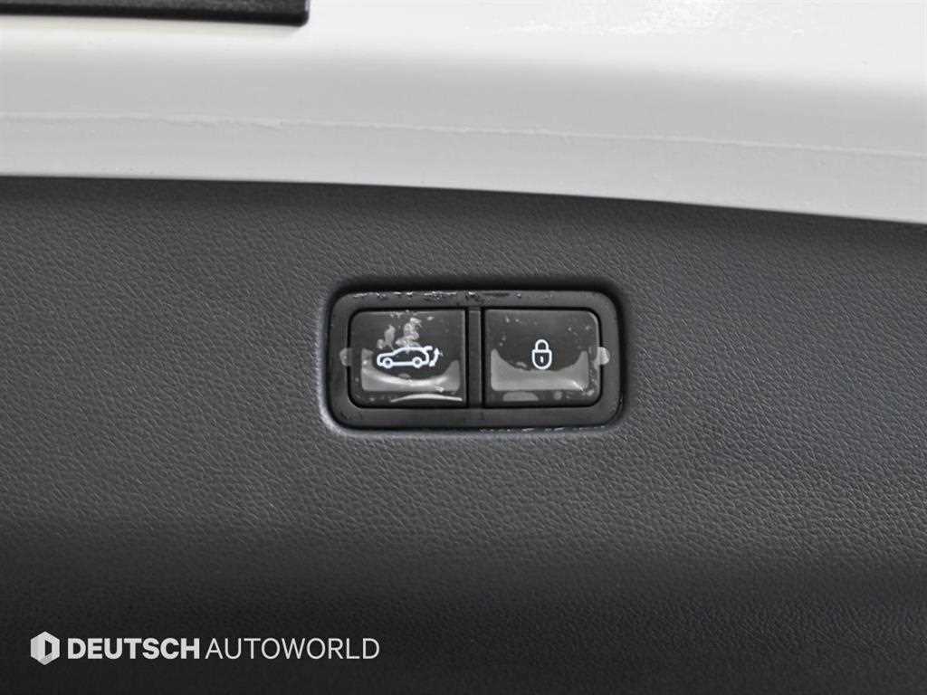 Genesis GV70 — photo 20