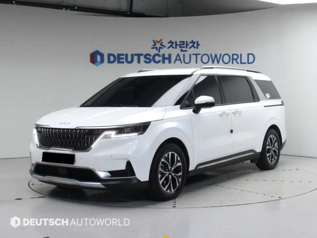 Kia Carnival — photo 01