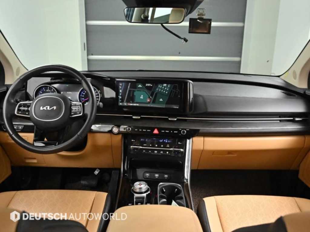 Kia Carnival — photo 07