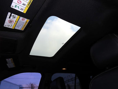 Ford Explorer — photo 17