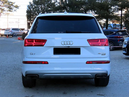Audi Q7 — photo 04