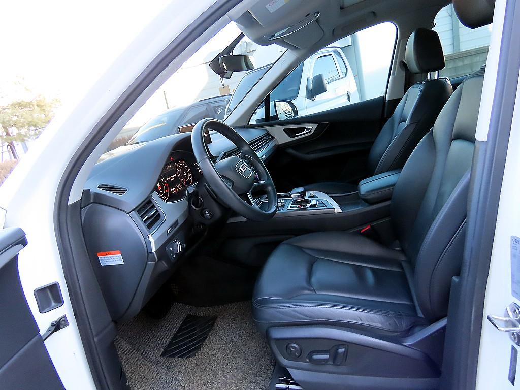 Audi Q7 — photo 05