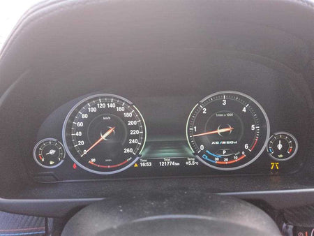 BMW X6 — photo 13