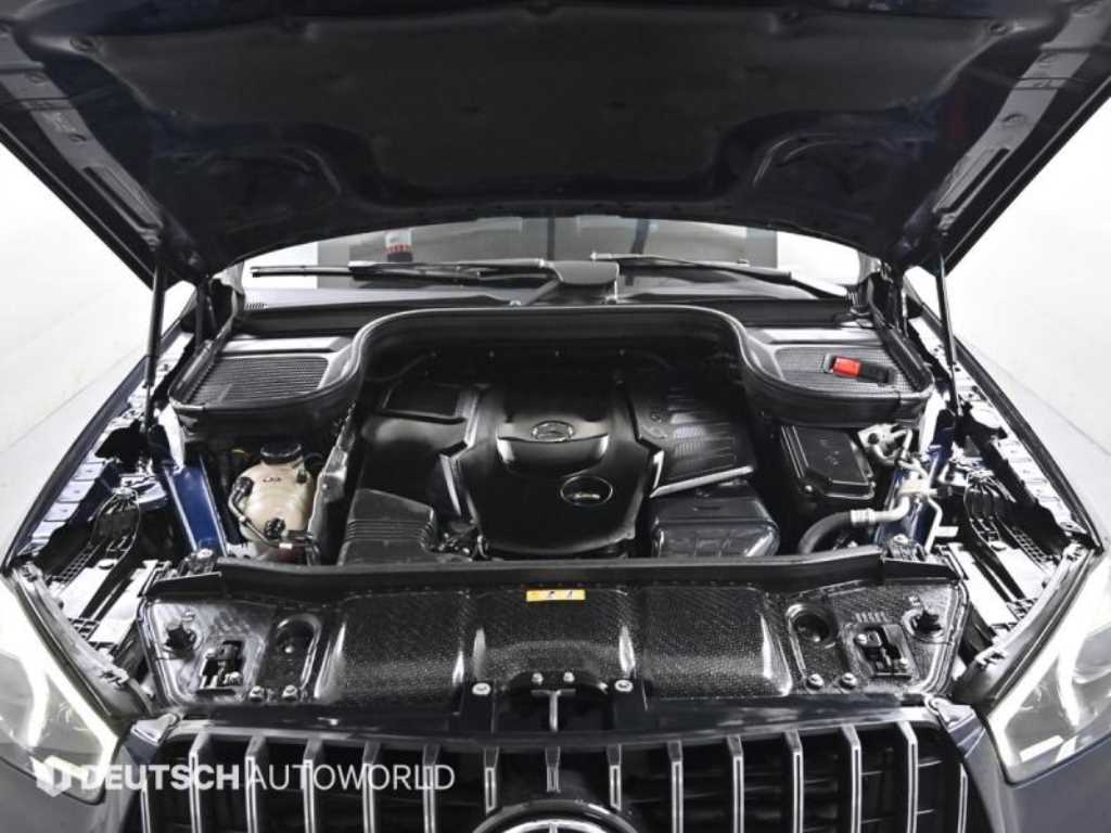 Mercedes-Benz GLE-Class — photo 06