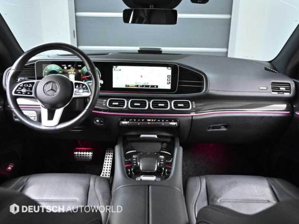 Mercedes-Benz GLE-Class — photo 07
