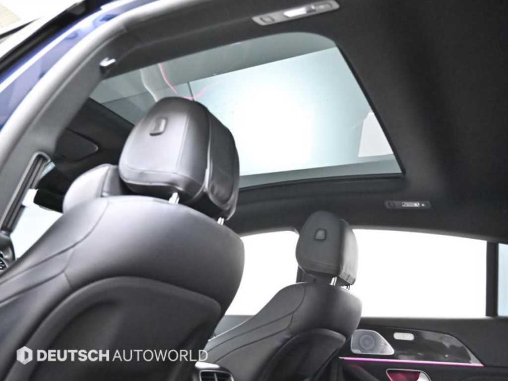 Mercedes-Benz GLE-Class — photo 19