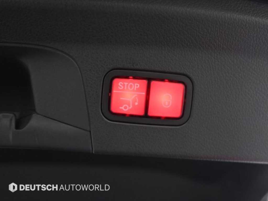 Mercedes-Benz GLE-Class — photo 20
