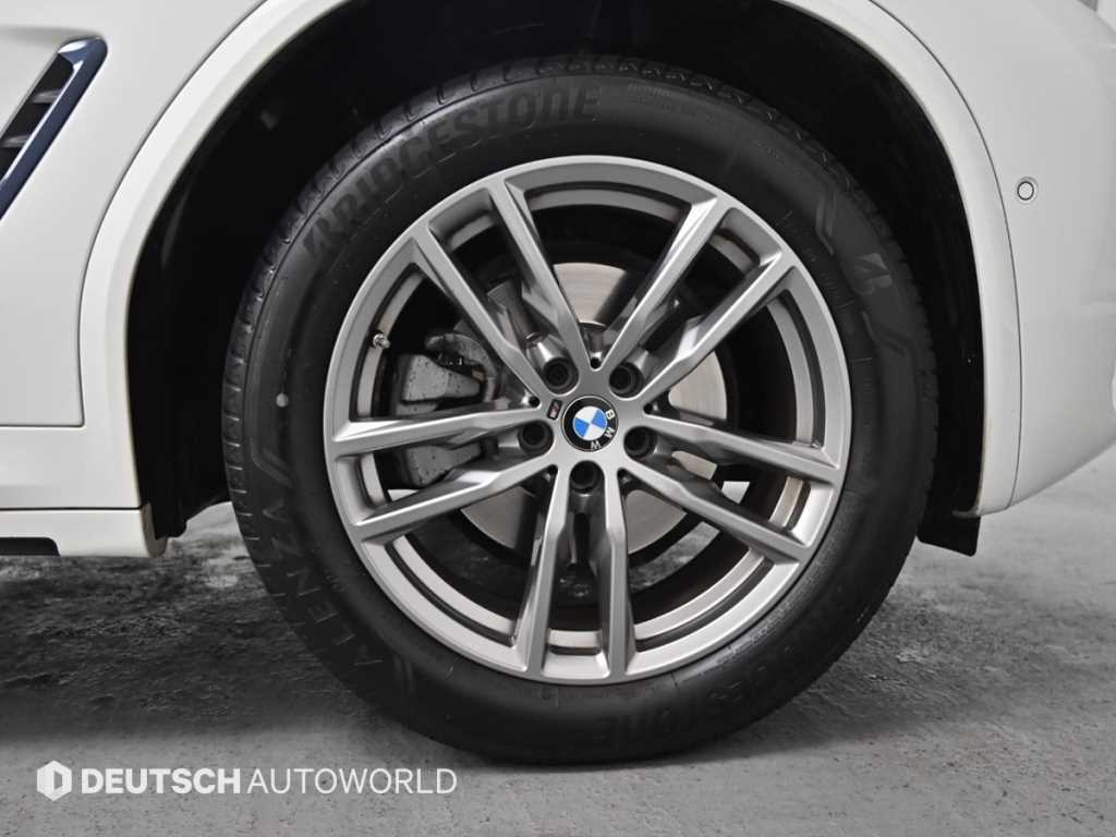 BMW X3 — photo 05