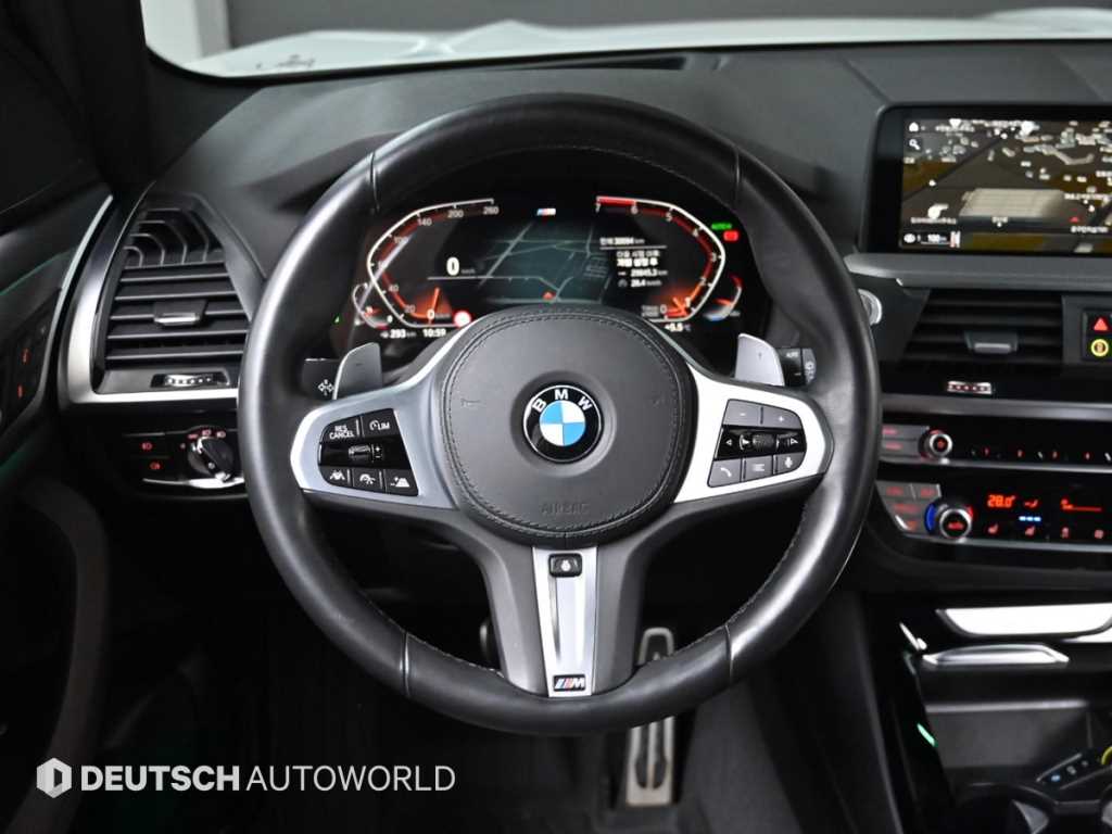 BMW X3 — photo 13