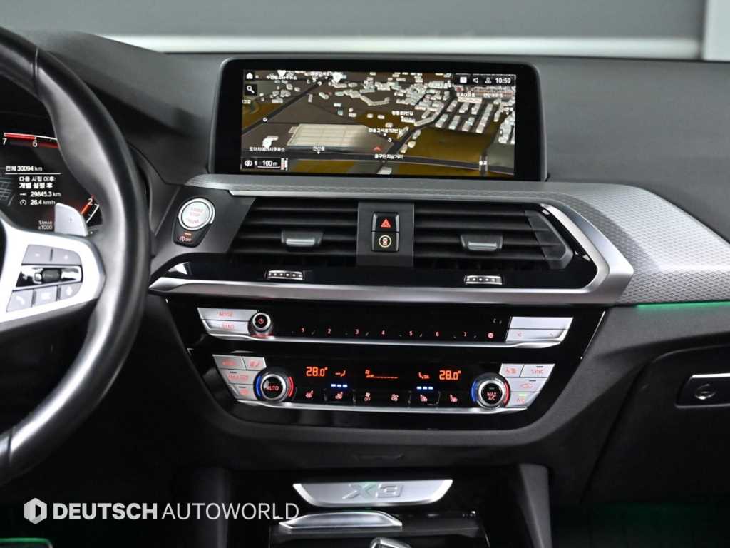 BMW X3 — photo 14
