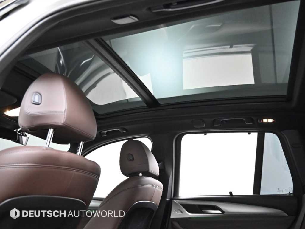 BMW X3 — photo 19