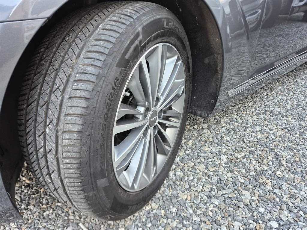 Genesis EQ900 — photo 19