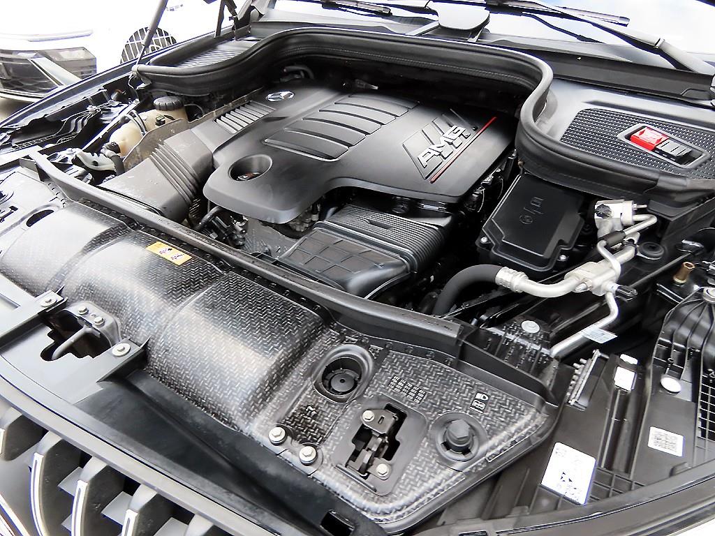 Mercedes-Benz GLE-Class — photo 19