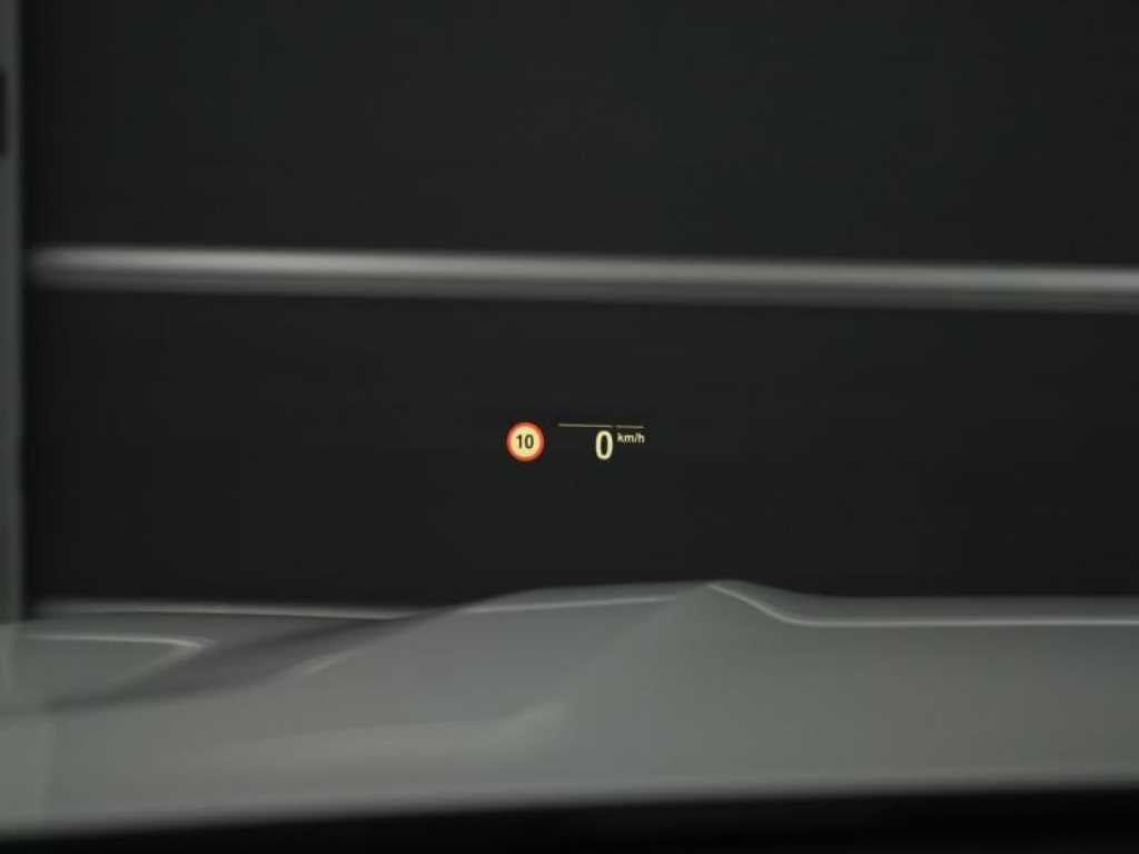 BMW X7 — photo 18