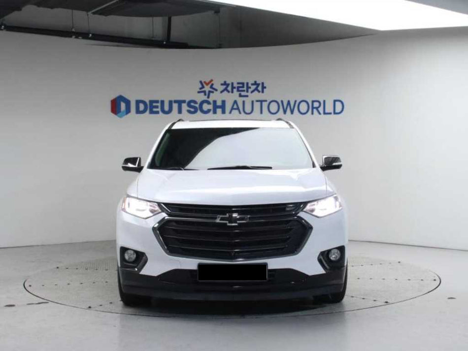 CHEVROLET Traverse — photo 01
