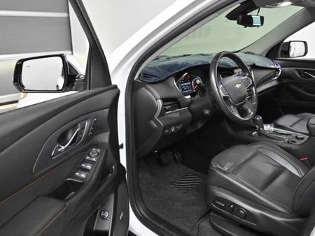 CHEVROLET Traverse — photo 11