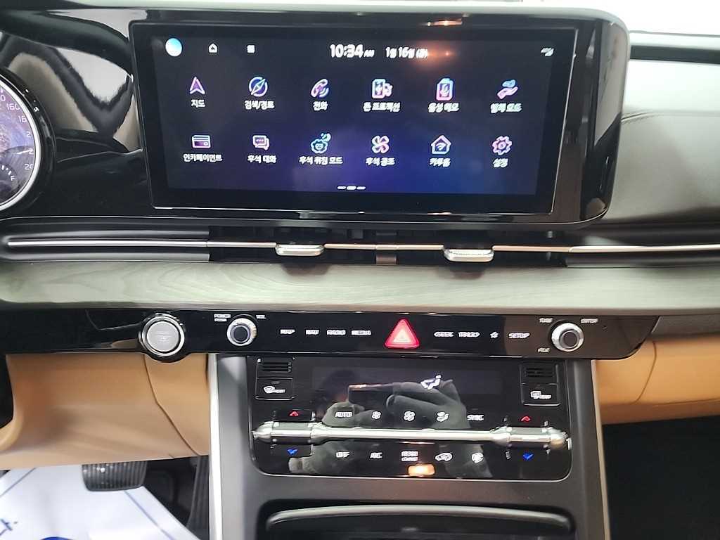 Kia Carnival — photo 10