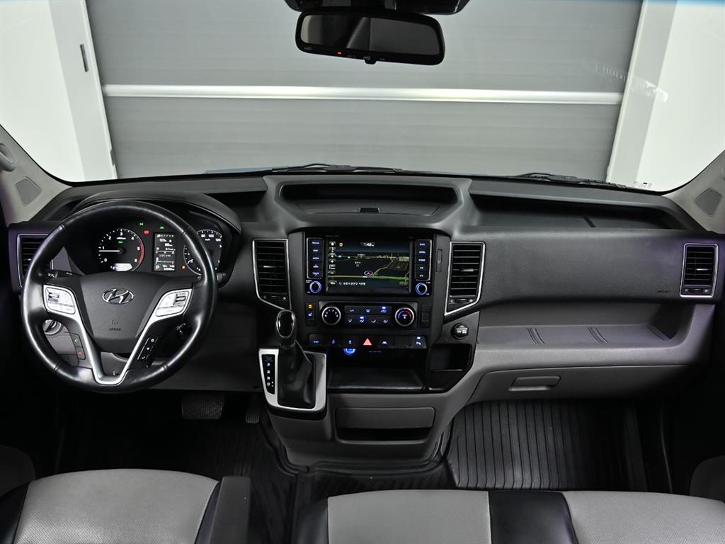 Hyundai Solati — photo 08