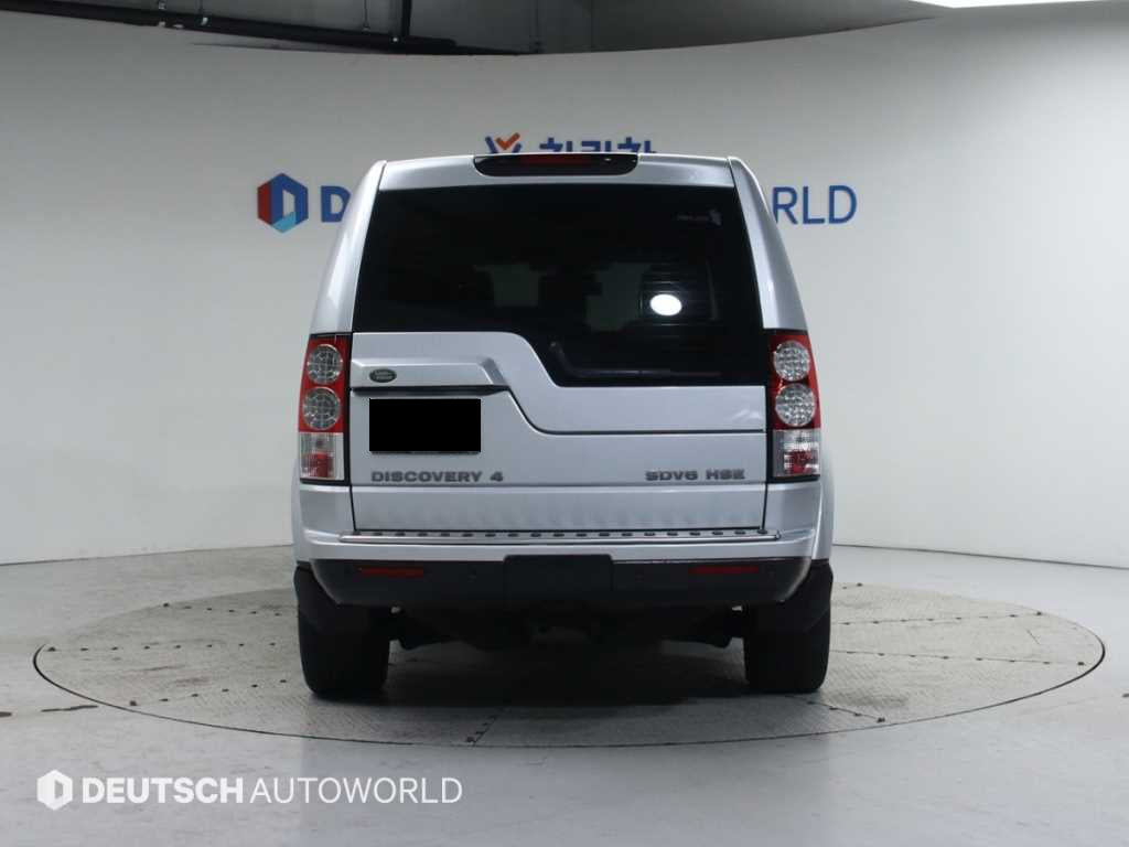Land Rover Discovery — photo 04