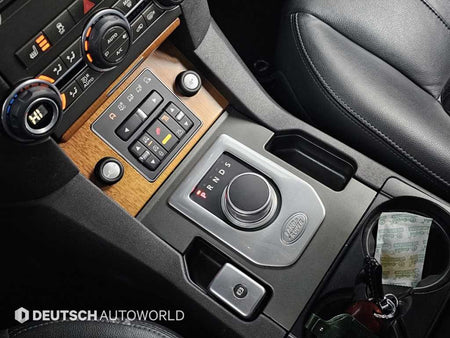 Land Rover Discovery — photo 09