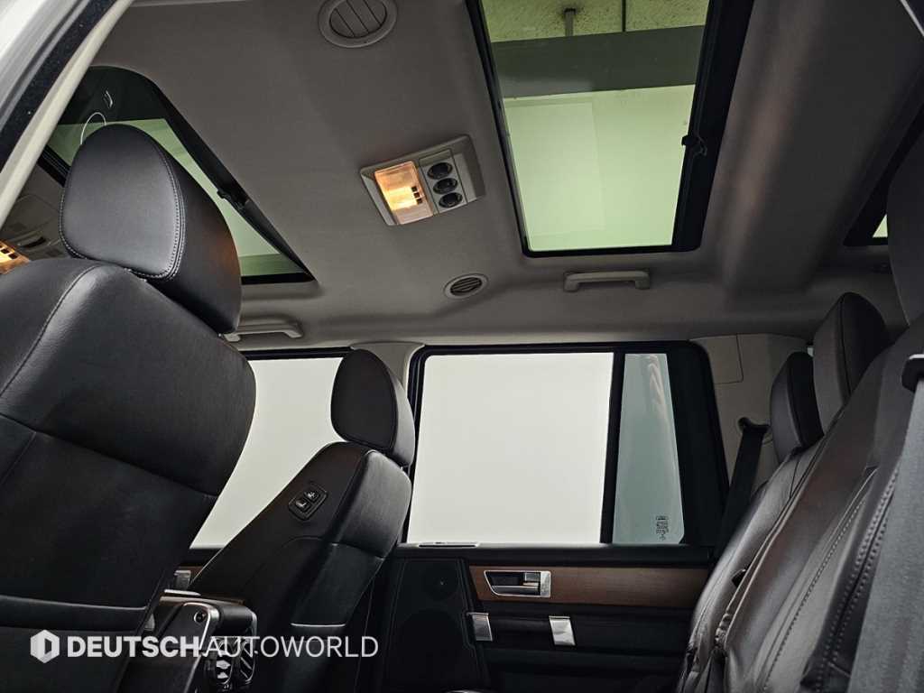 Land Rover Discovery — photo 19