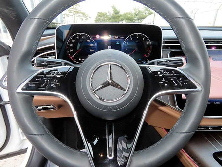 Mercedes-Benz E-Class — photo 08