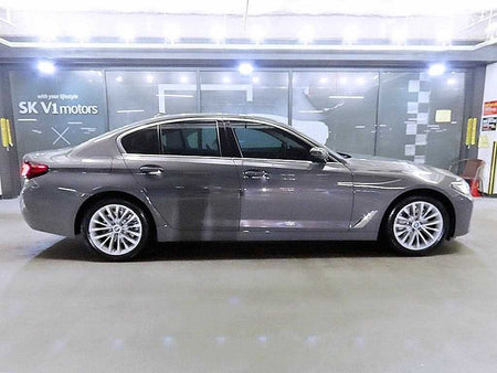 BMW 5-Series — photo 03