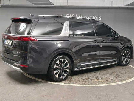 Kia Carnival — photo 04