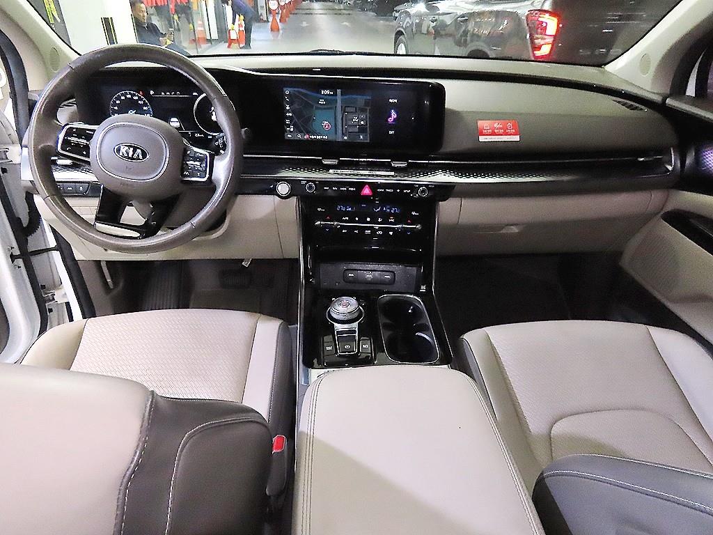 Kia Carnival — photo 10