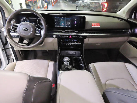 Kia Carnival — photo 10