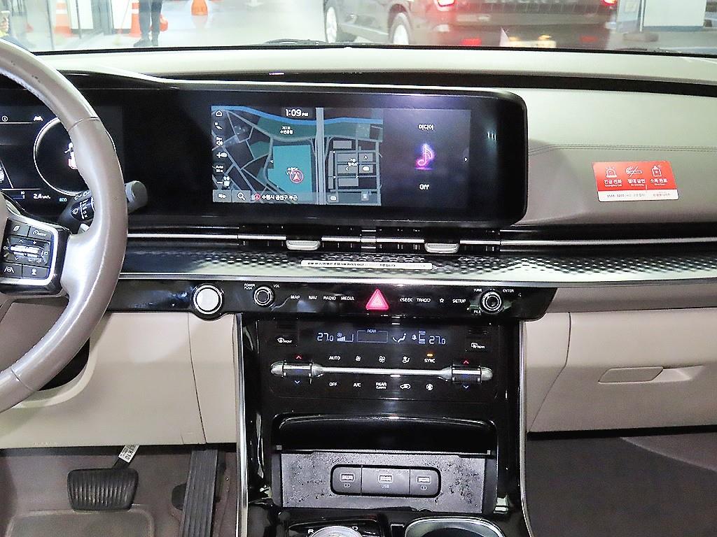 Kia Carnival — photo 11