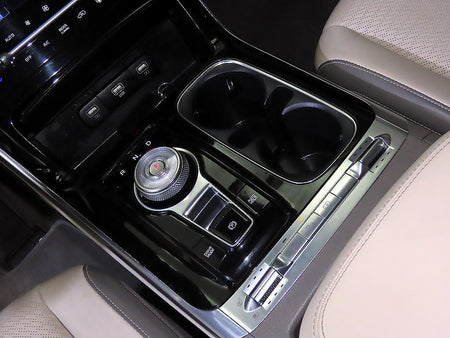 Kia Carnival — photo 12