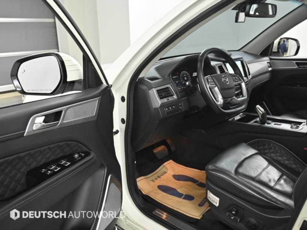 KGM Rexton — photo 11