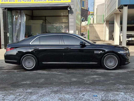 Genesis G90 — photo 03