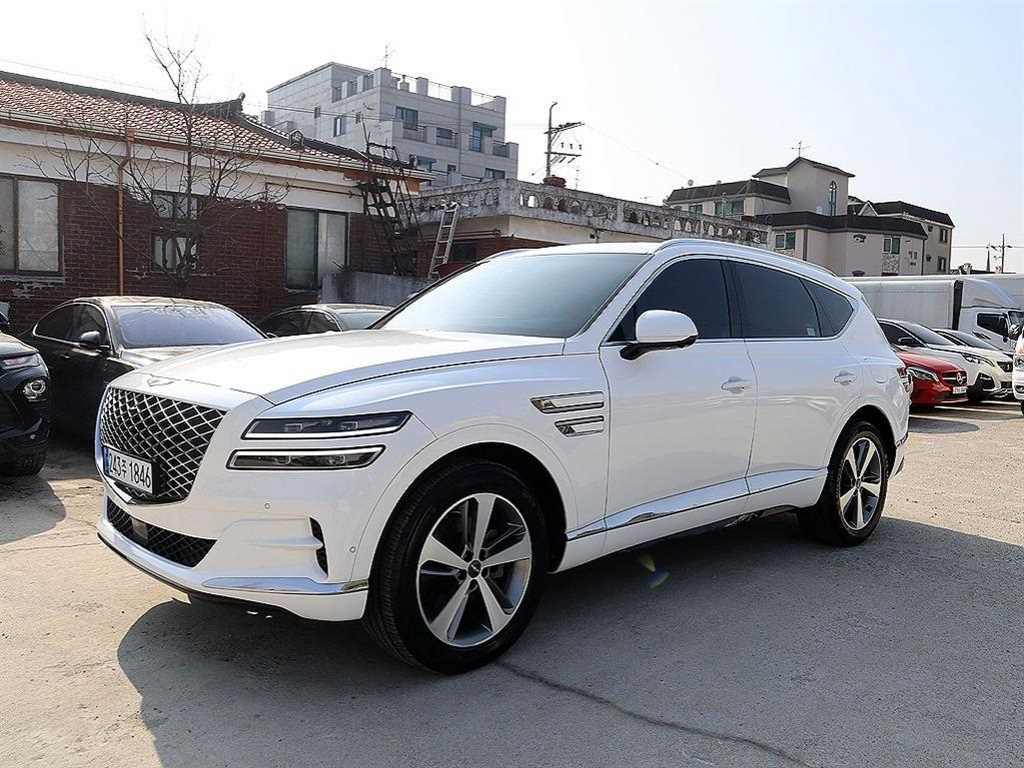 Genesis GV80 — photo 02