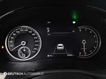 Genesis GV70 — photo 09