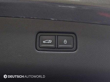 Genesis GV70 — photo 20