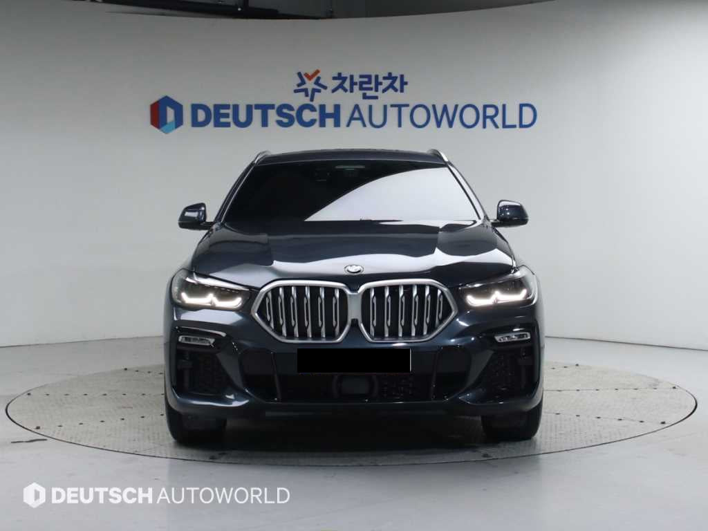 BMW X6 — photo 03