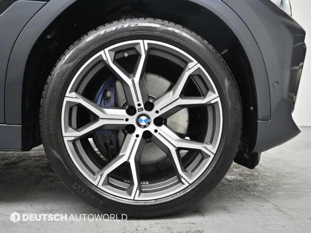 BMW X6 — photo 05