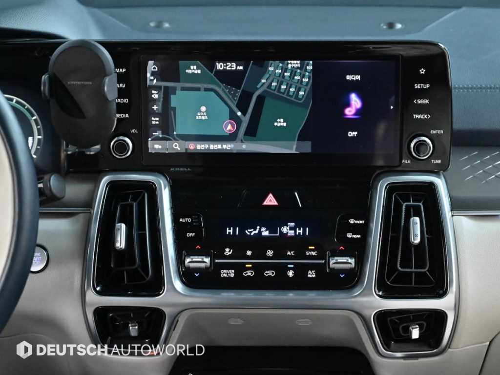 Kia Sorento — photo 14