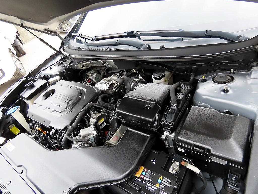Hyundai Sonata — photo 18