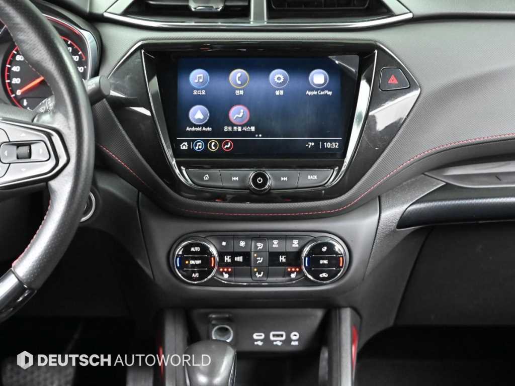 CHEVROLET Trailblazer — photo 14