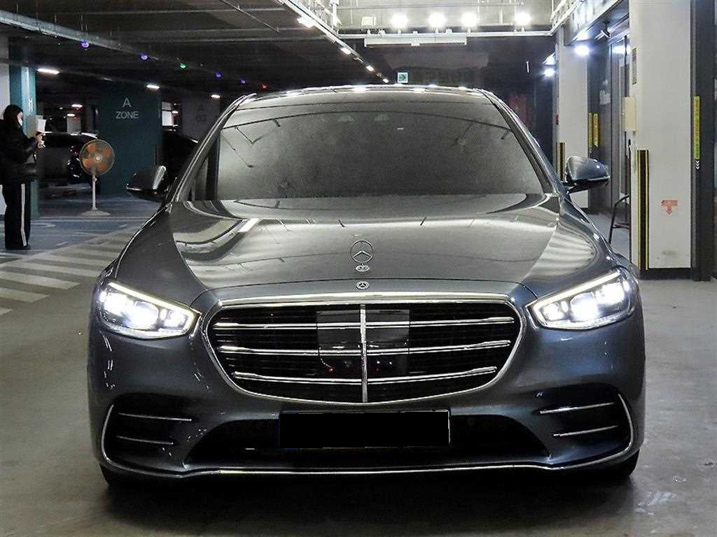 Mercedes-Benz S-Class — photo 02