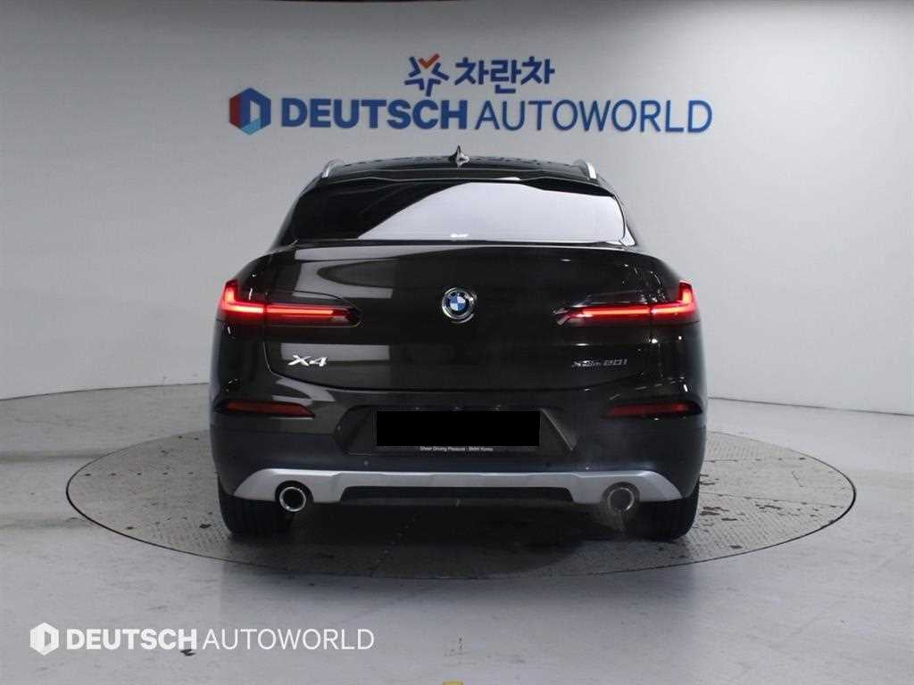 BMW X4 — photo 04